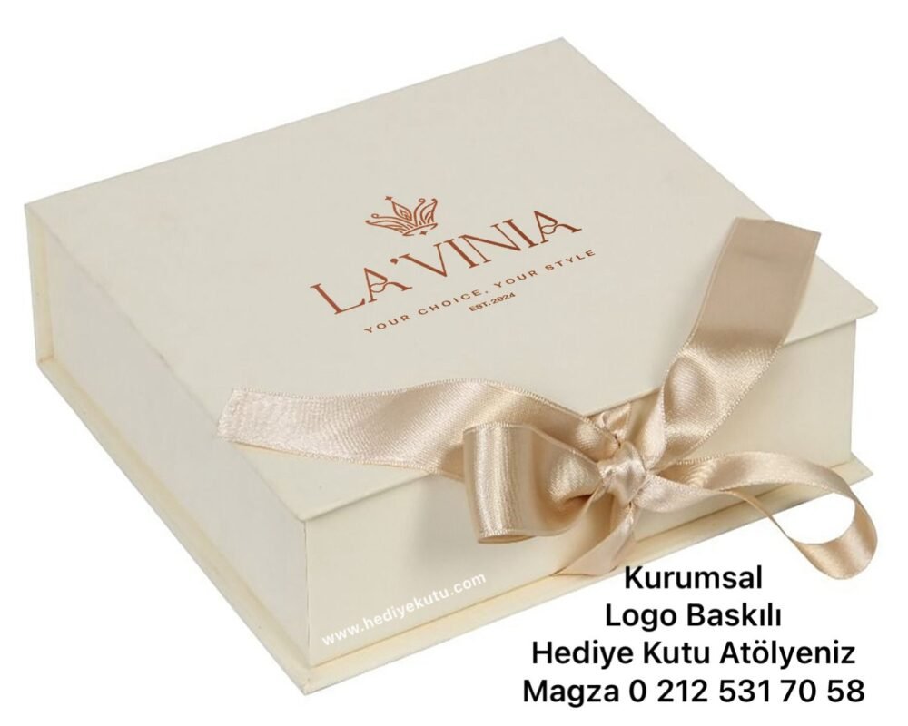 Logo Baskılı Hediye Kutusu H-11