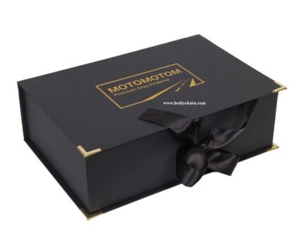 Logo Baskılı Hediye Kutusu H-21